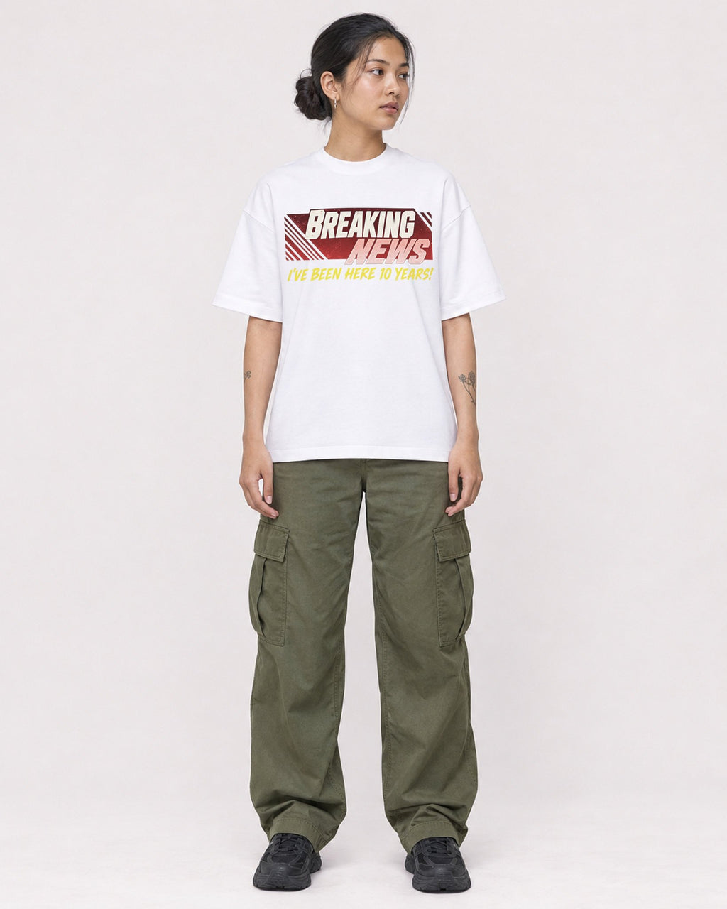 Mockup Boxy Heavyweight Tee White female full-body 12