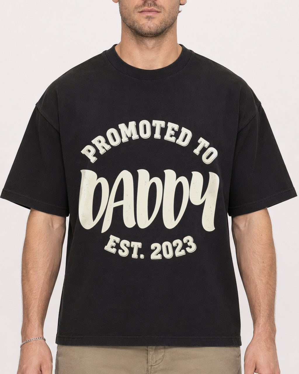 Mockup Boxy Heavyweight Tee Black male close-up 08