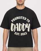 Mockup Boxy Heavyweight Tee Black male close-up 08