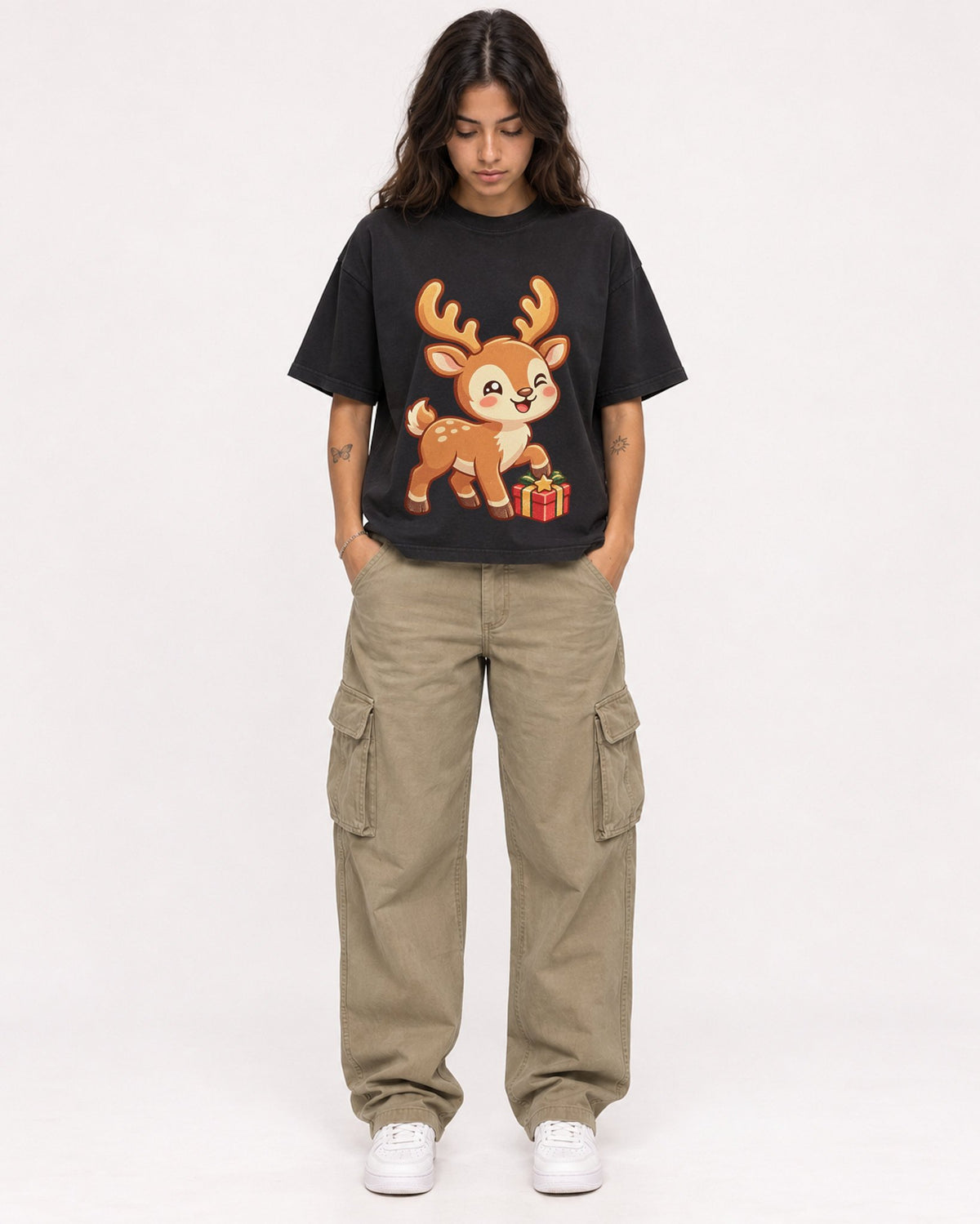 Mockup Boxy Heavyweight Tee Black female full-body 06