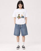 Mockup Boxy Heavyweight Tee White female full-body 01
