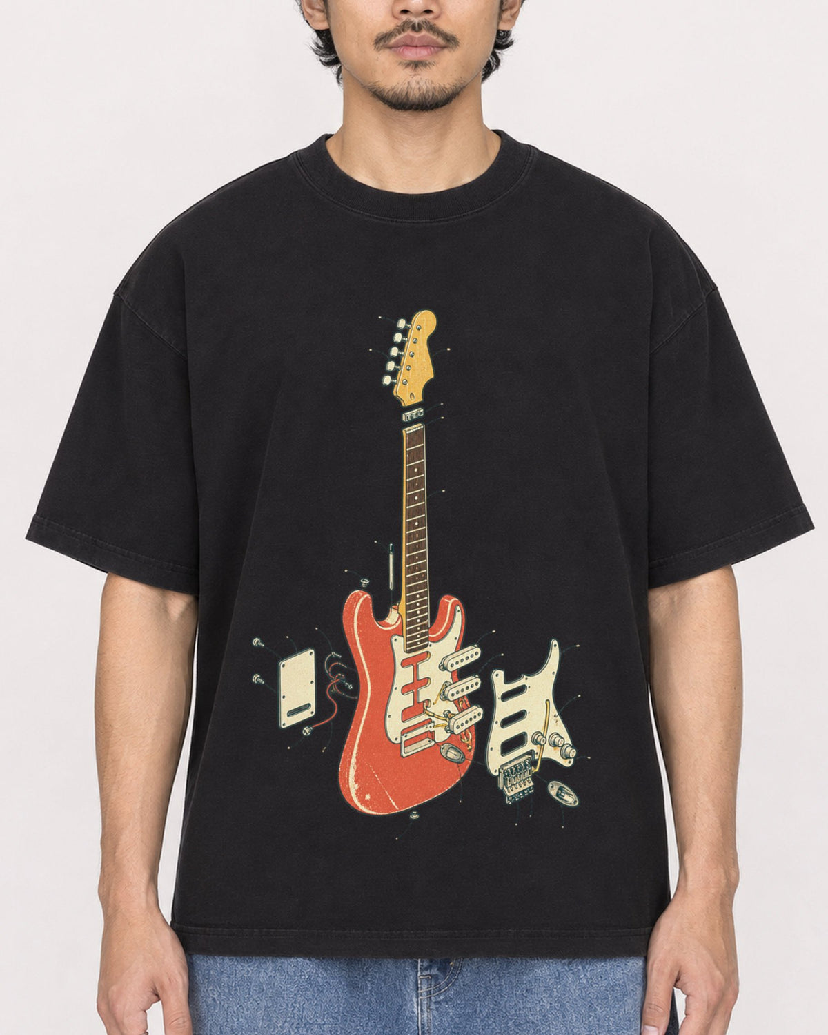 Mockup Boxy Heavyweight Tee Black male close-up 02