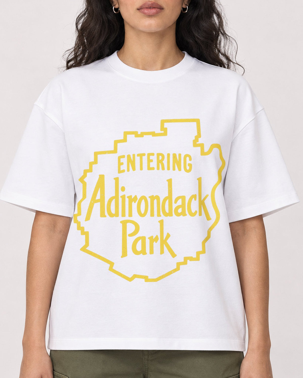 Mockup Boxy Heavyweight Tee White female close-up 07