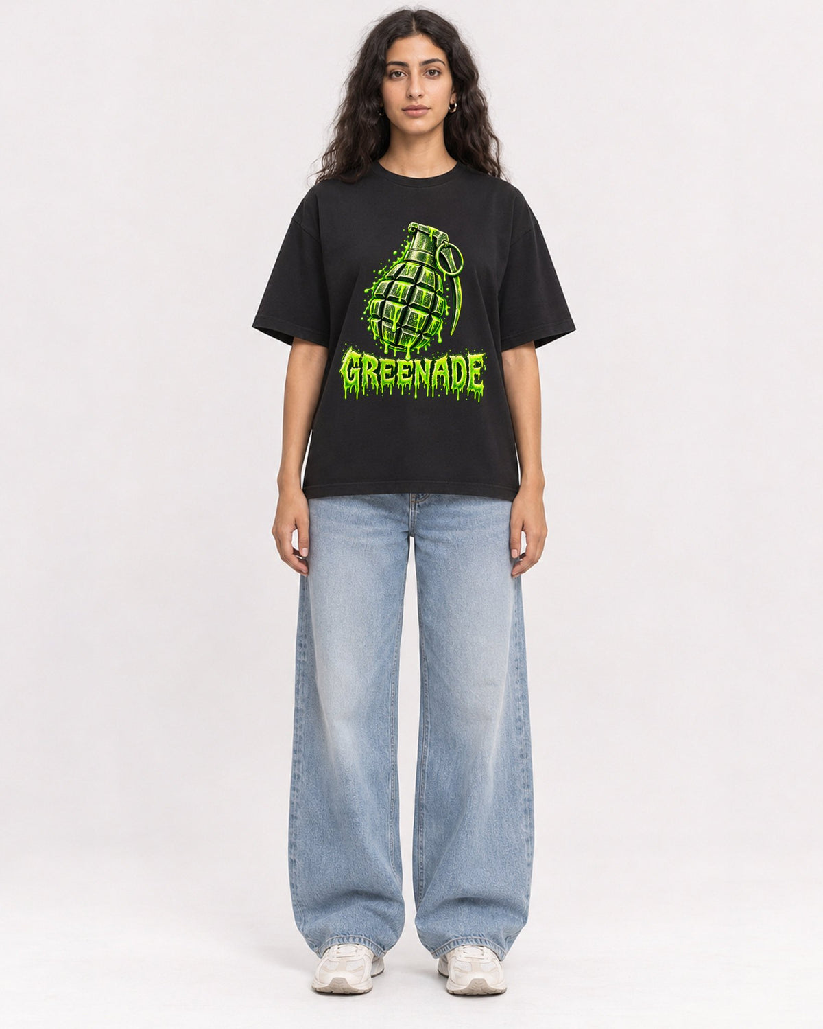 Mockup Boxy Heavyweight Tee Black female full-body 07