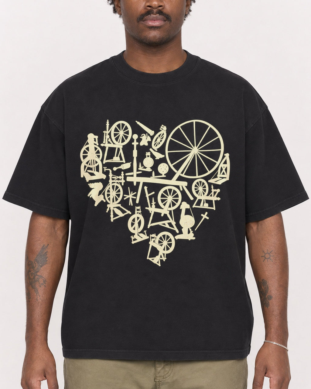 Mockup Boxy Heavyweight Tee Black male close-up 24