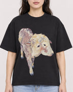 Mockup Boxy Heavyweight Tee Black female close-up 03