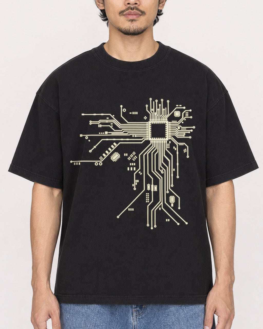 Mockup Boxy Heavyweight Tee Black male close-up 02