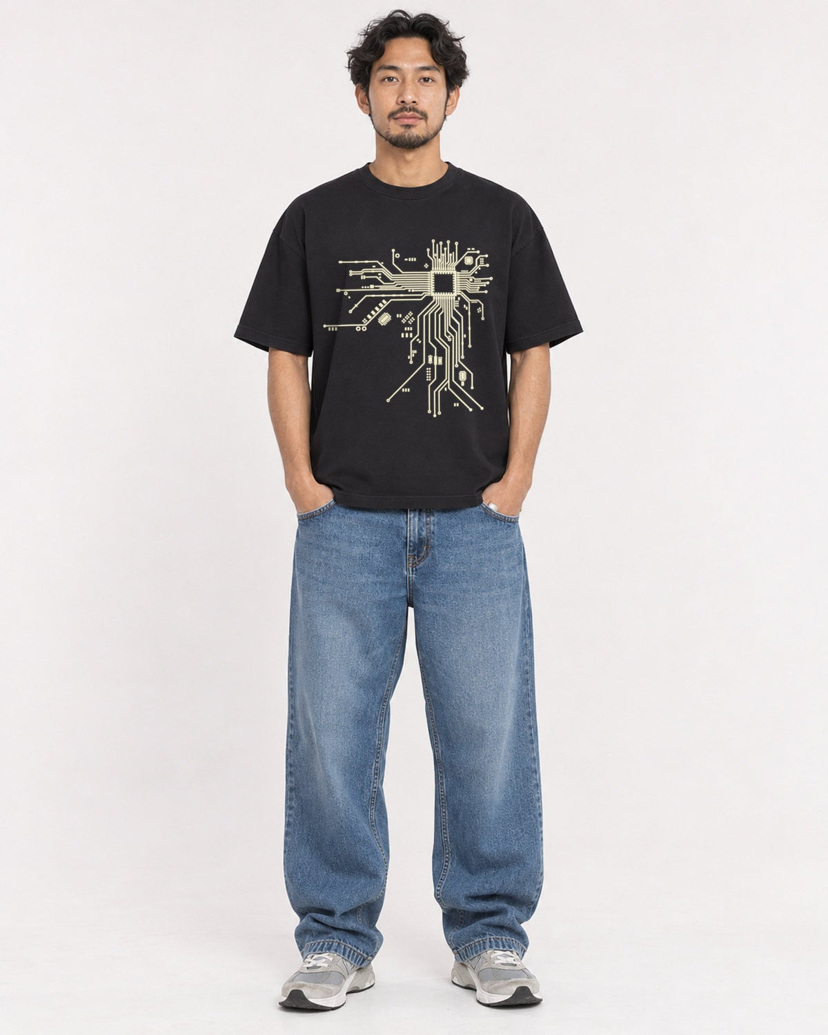 Mockup Boxy Heavyweight Tee Black male full-body 02