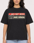 Mockup Boxy Heavyweight Tee Black female close-up 07