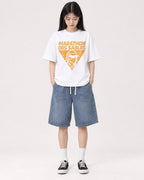 Mockup Boxy Heavyweight Tee White female full-body 01