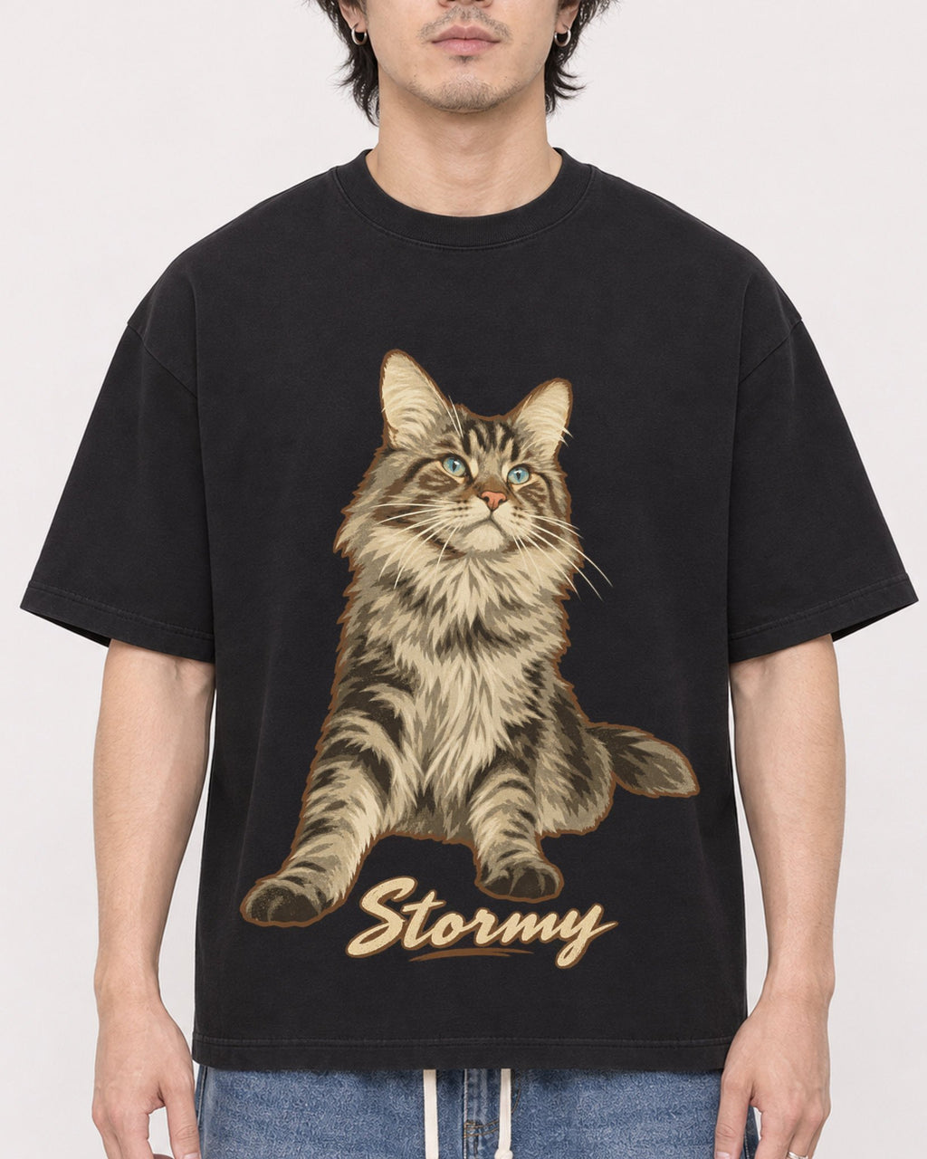 Mockup Boxy Heavyweight Tee Black male close-up 03