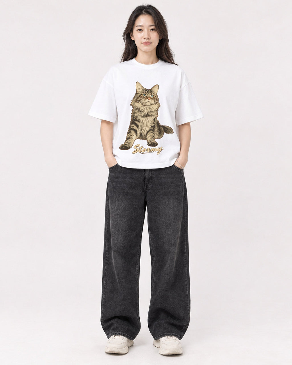 Mockup Boxy Heavyweight Tee White female full-body 03