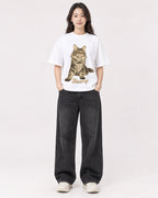 Mockup Boxy Heavyweight Tee White female full-body 03