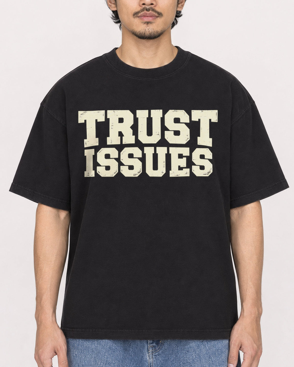 Mockup Boxy Heavyweight Tee Black male close-up 02