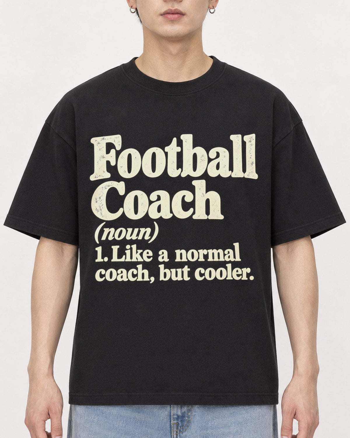 Mockup Boxy Heavyweight Tee Black male close-up 01