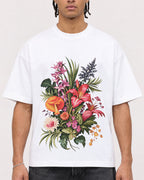 Mockup Boxy Heavyweight Tee White male close-up 40