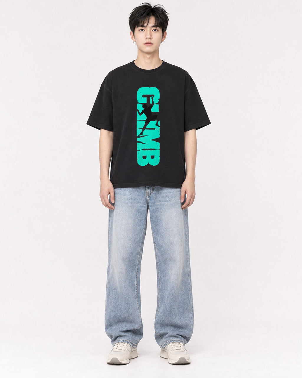 Mockup Boxy Heavyweight Tee Black male full-body 01