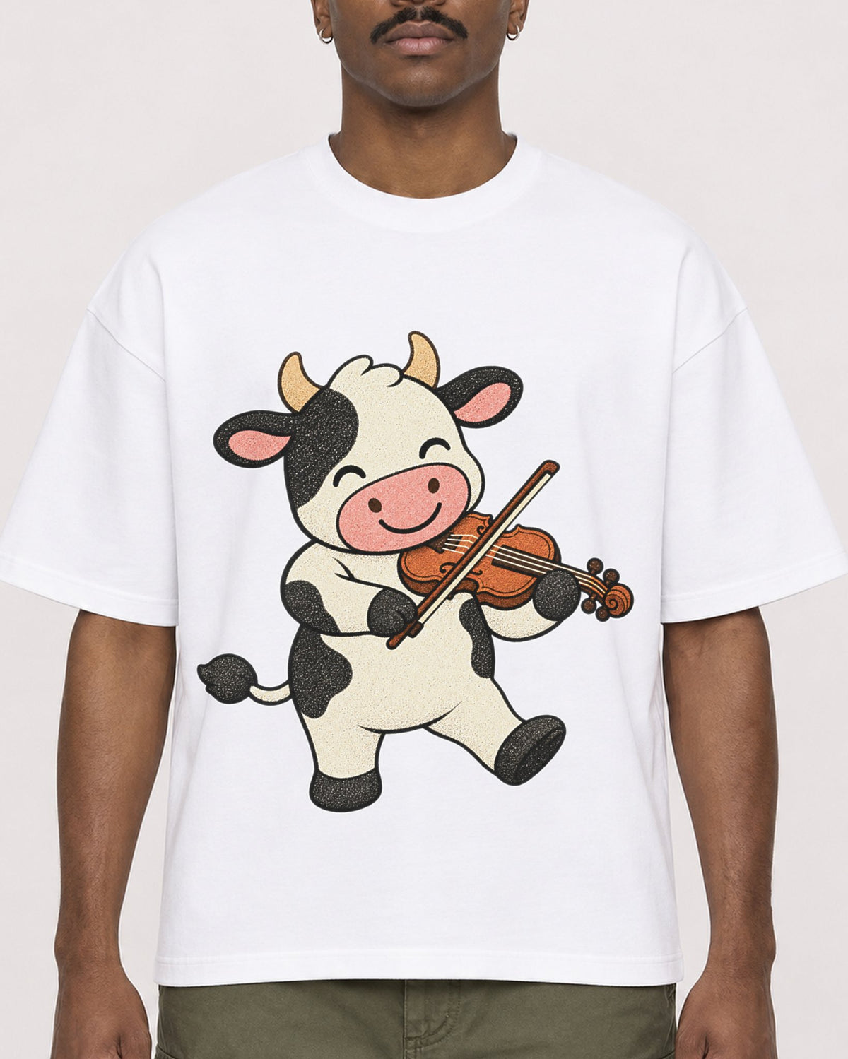 Mockup Boxy Heavyweight Tee White male close-up 44