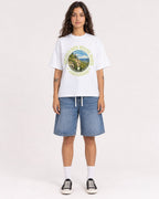 Mockup Boxy Heavyweight Tee White female full-body 06