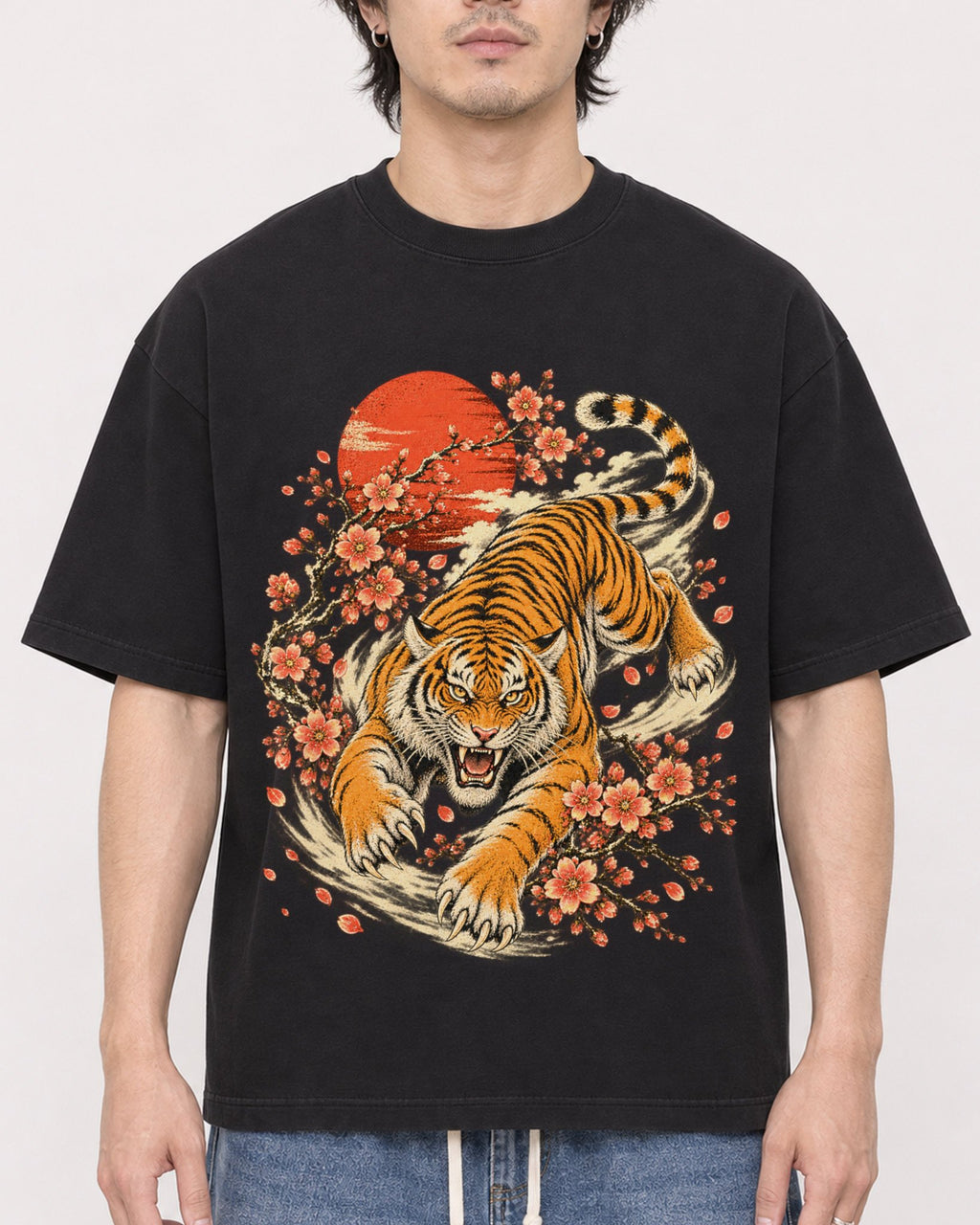 Mockup Boxy Heavyweight Tee Black male close-up 03