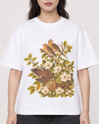Mockup Boxy Heavyweight Tee White female close-up 03