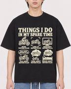 Mockup Boxy Heavyweight Tee Black male close-up 11