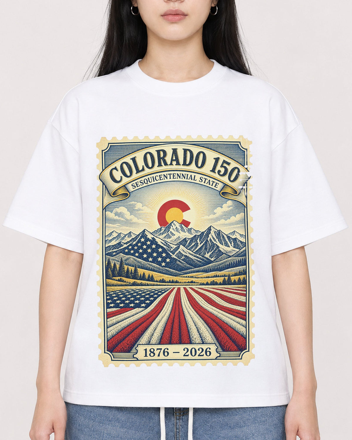 Mockup Boxy Heavyweight Tee White female close-up 01