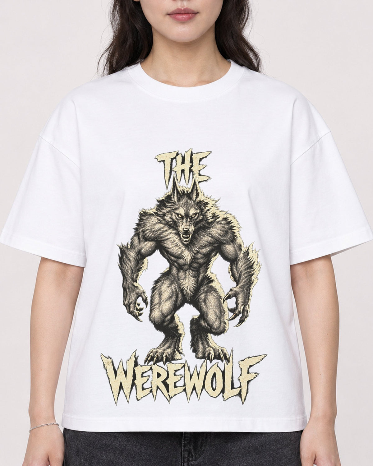 Mockup Boxy Heavyweight Tee White female close-up 03