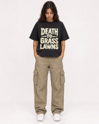 Mockup Boxy Heavyweight Tee Black female full-body 06
