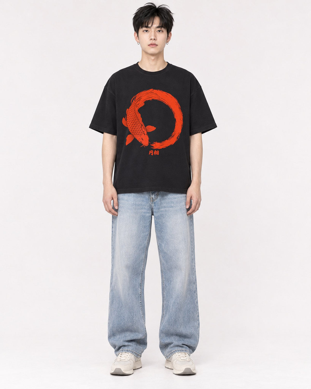 Mockup Boxy Heavyweight Tee Black male full-body 01