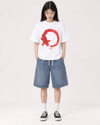 Mockup Boxy Heavyweight Tee White female full-body 01