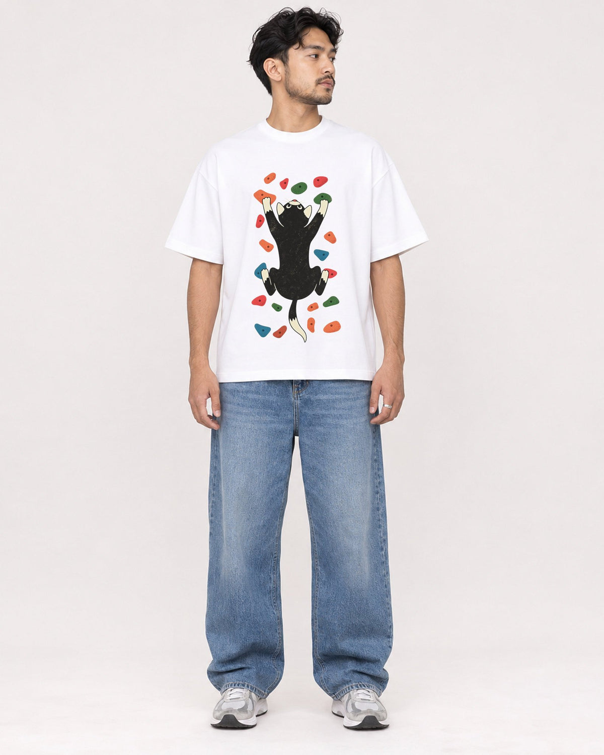 Mockup Boxy Heavyweight Tee White male full-body 02