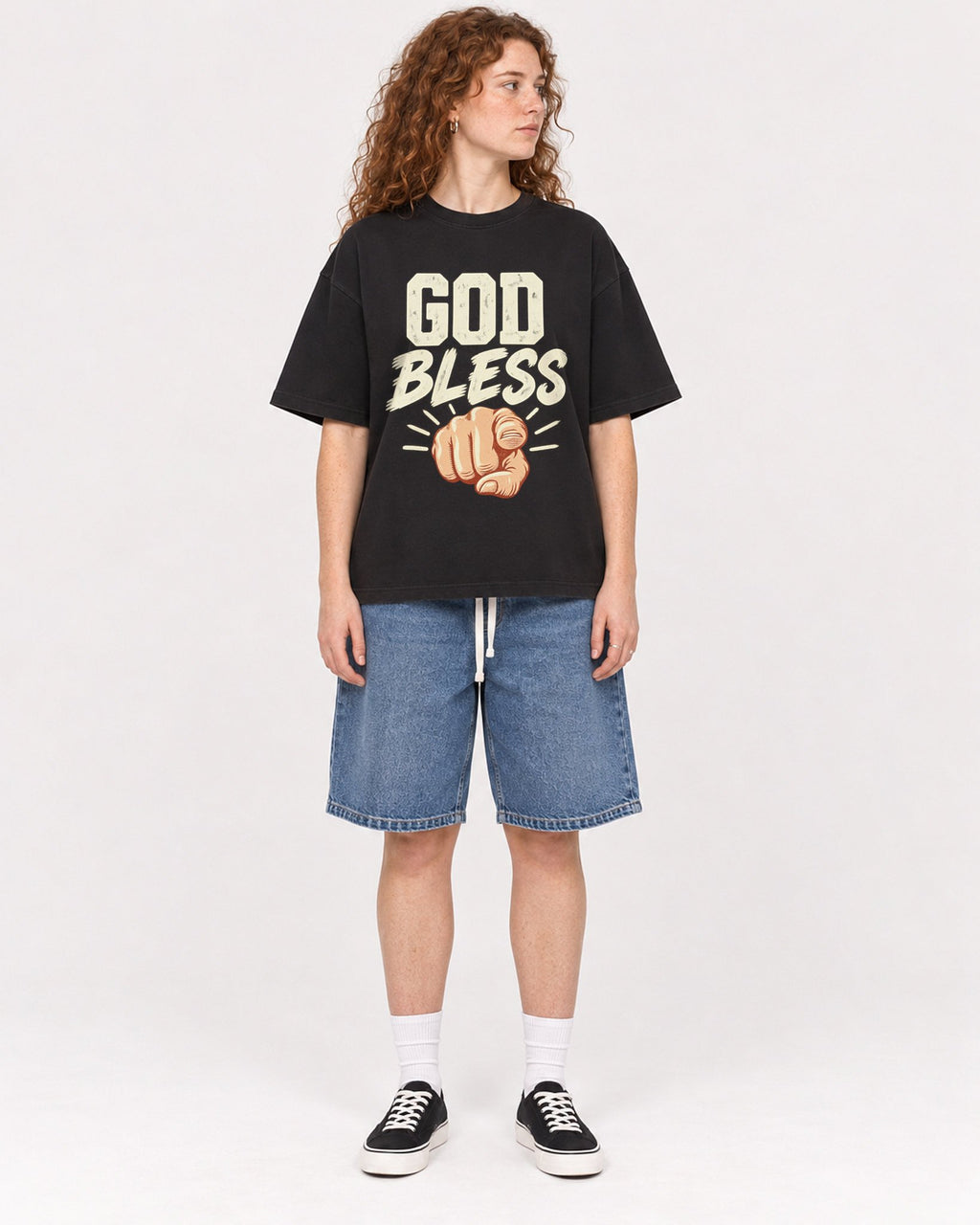 Mockup Boxy Heavyweight Tee Black female full-body 09