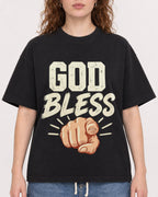 Mockup Boxy Heavyweight Tee Black female close-up 09