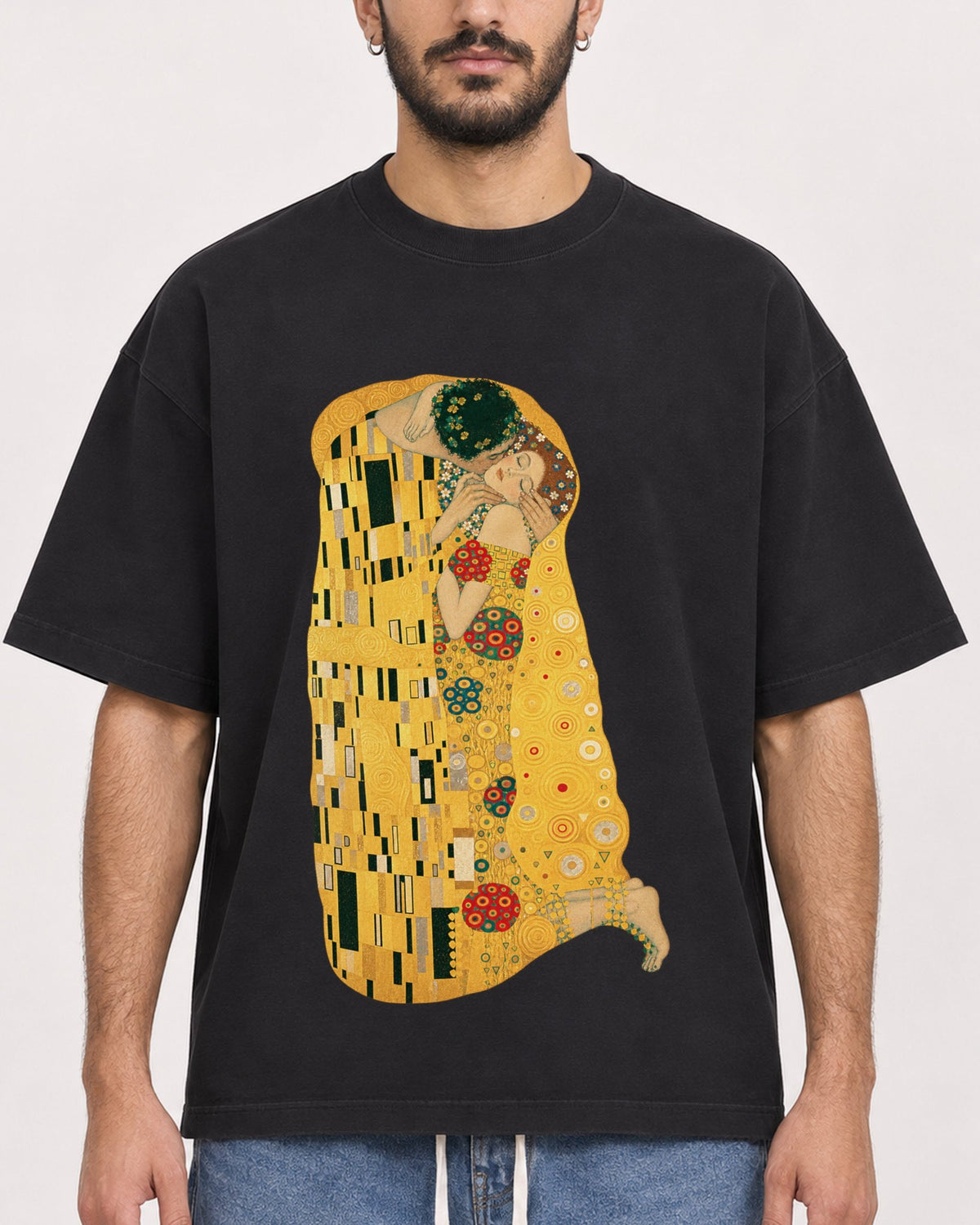 Mockup Boxy Heavyweight Tee Black male close-up 07