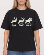 Mockup Boxy Heavyweight Tee Black female close-up 08