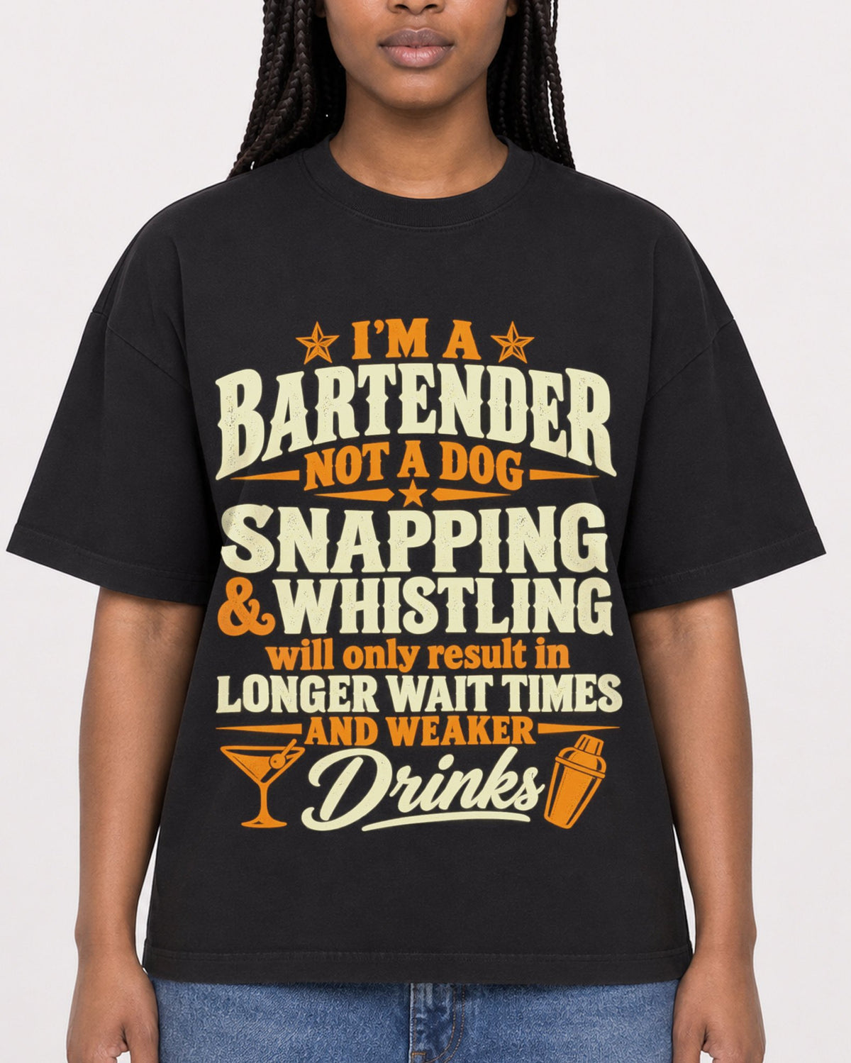 Mockup Boxy Heavyweight Tee Black female close-up 04