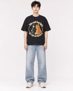 Mockup Boxy Heavyweight Tee Black male full-body 01