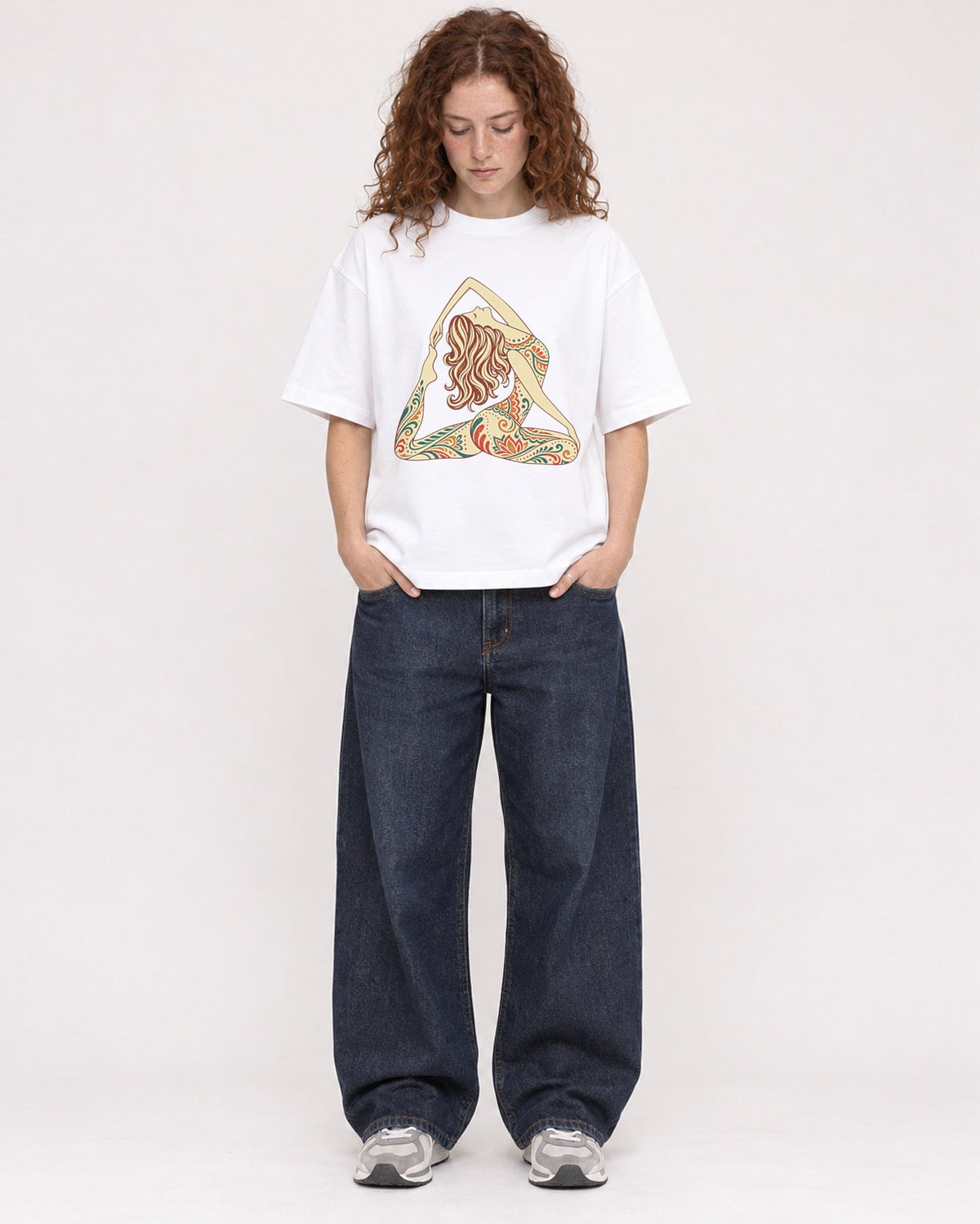 Mockup Boxy Heavyweight Tee White female full-body 09