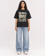 Mockup Boxy Heavyweight Tee Black female full-body 07