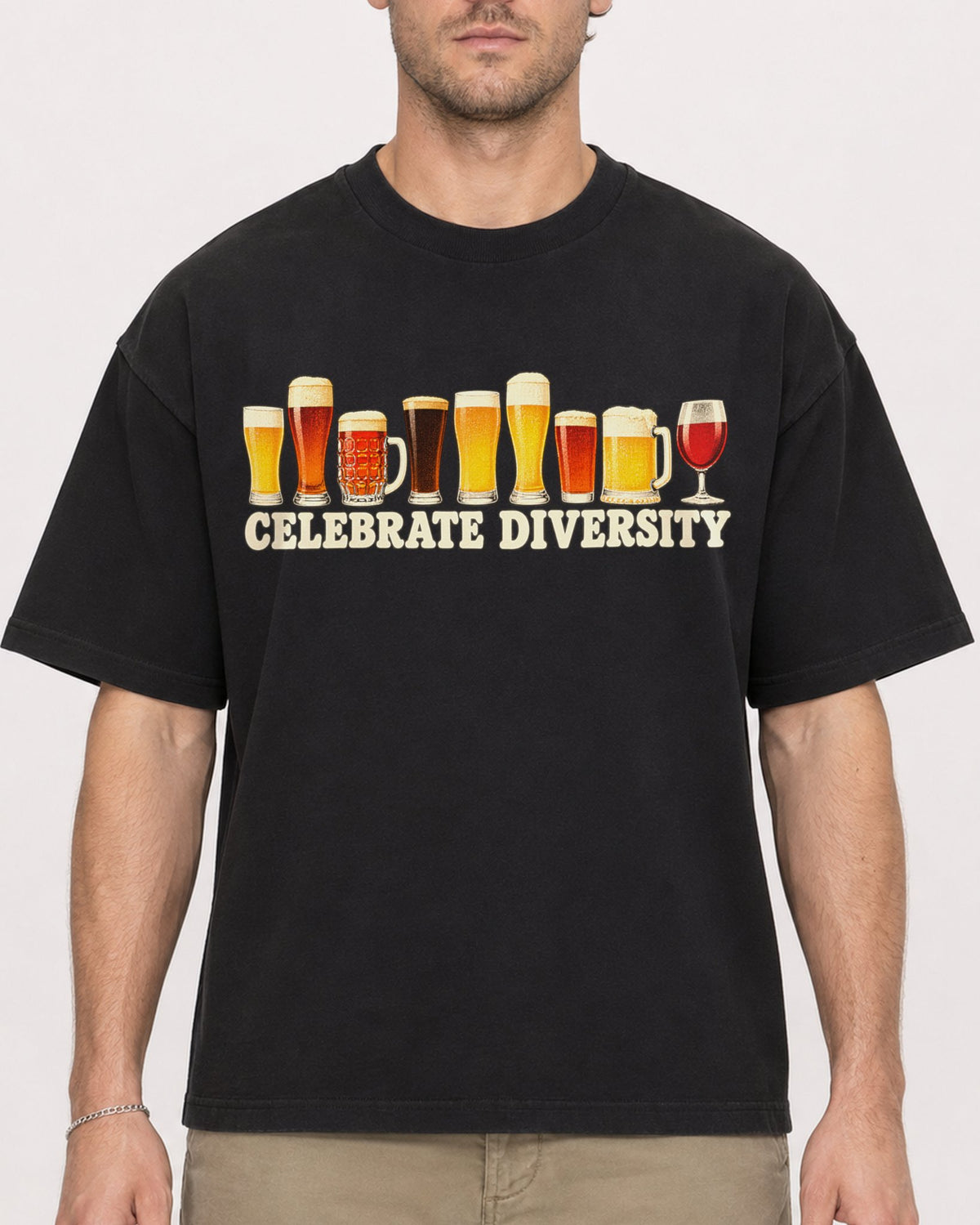 Mockup Boxy Heavyweight Tee Black male close-up 08