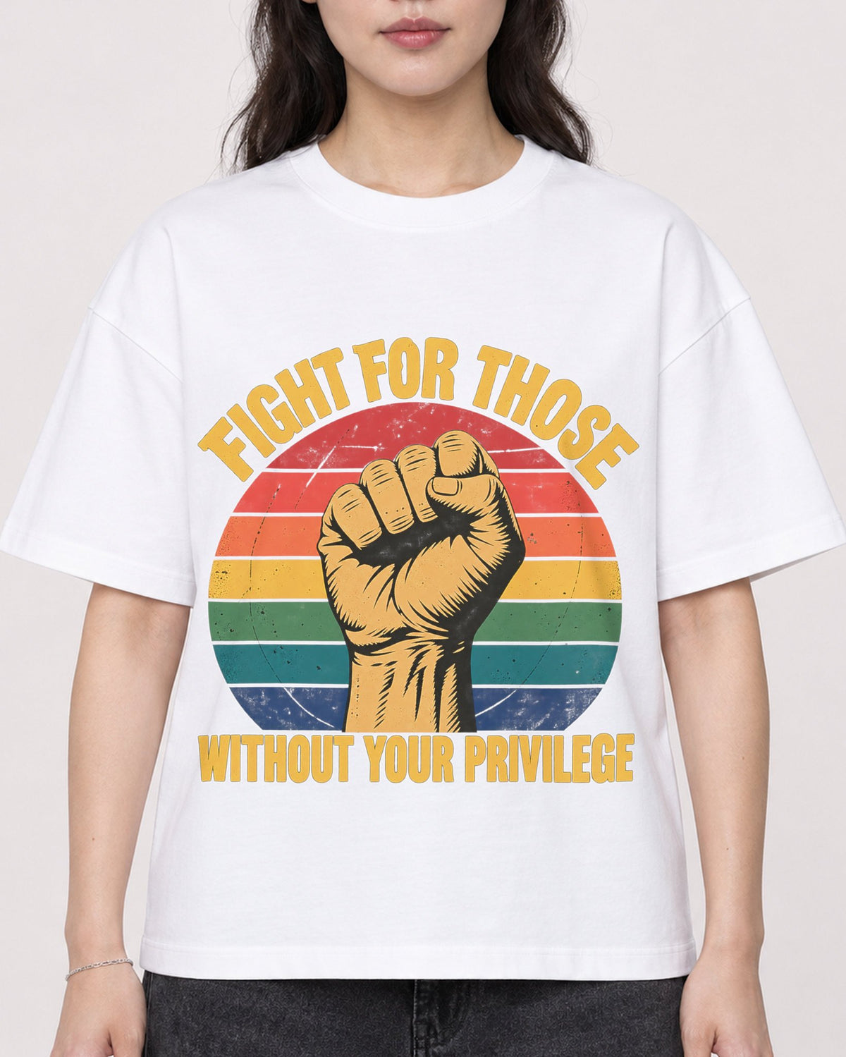 Mockup Boxy Heavyweight Tee White female close-up 03