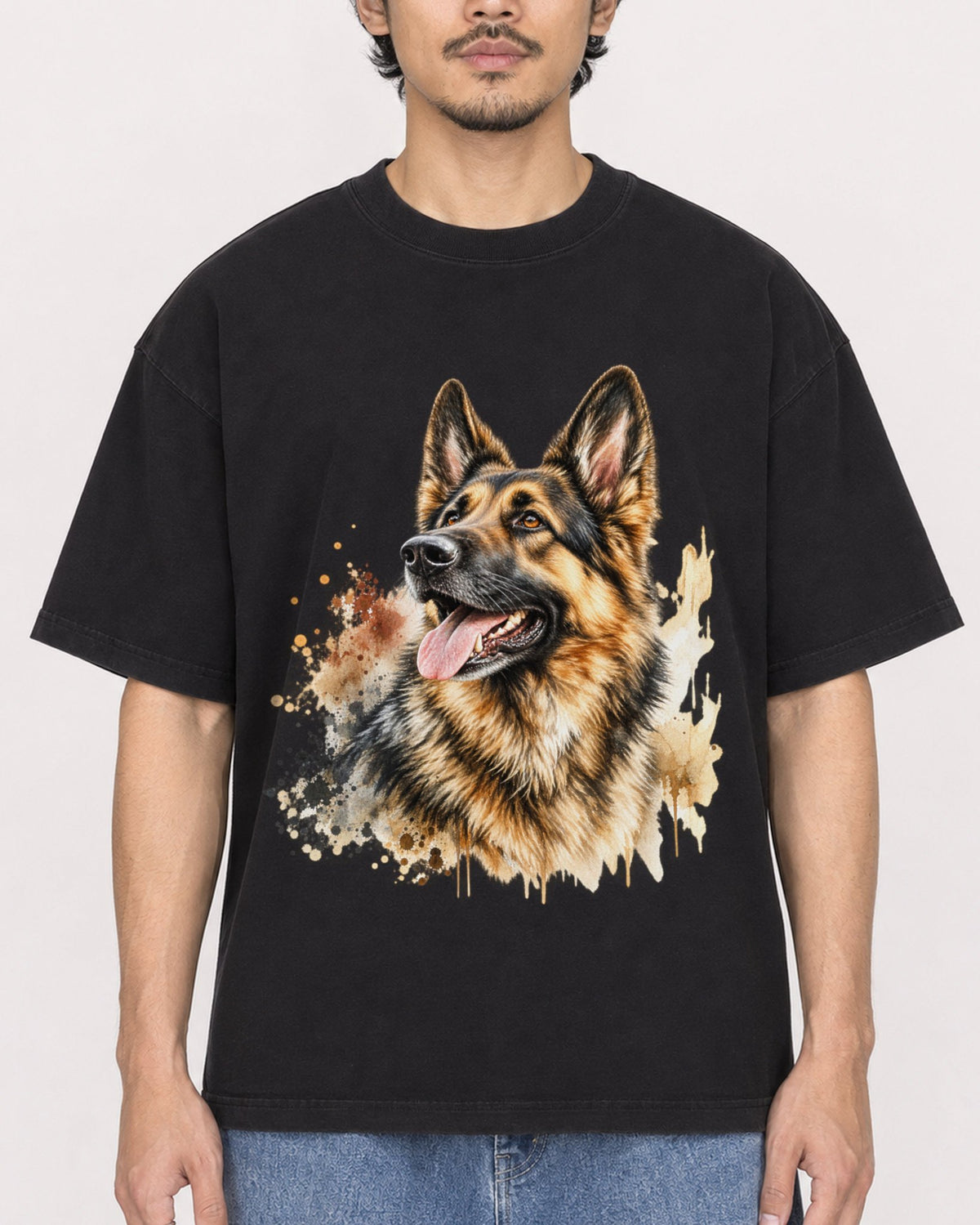 Mockup Boxy Heavyweight Tee Black male close-up 02
