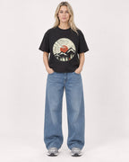 Mockup Boxy Heavyweight Tee Black female full-body 08