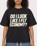 Mockup Boxy Heavyweight Tee Black female close-up 05