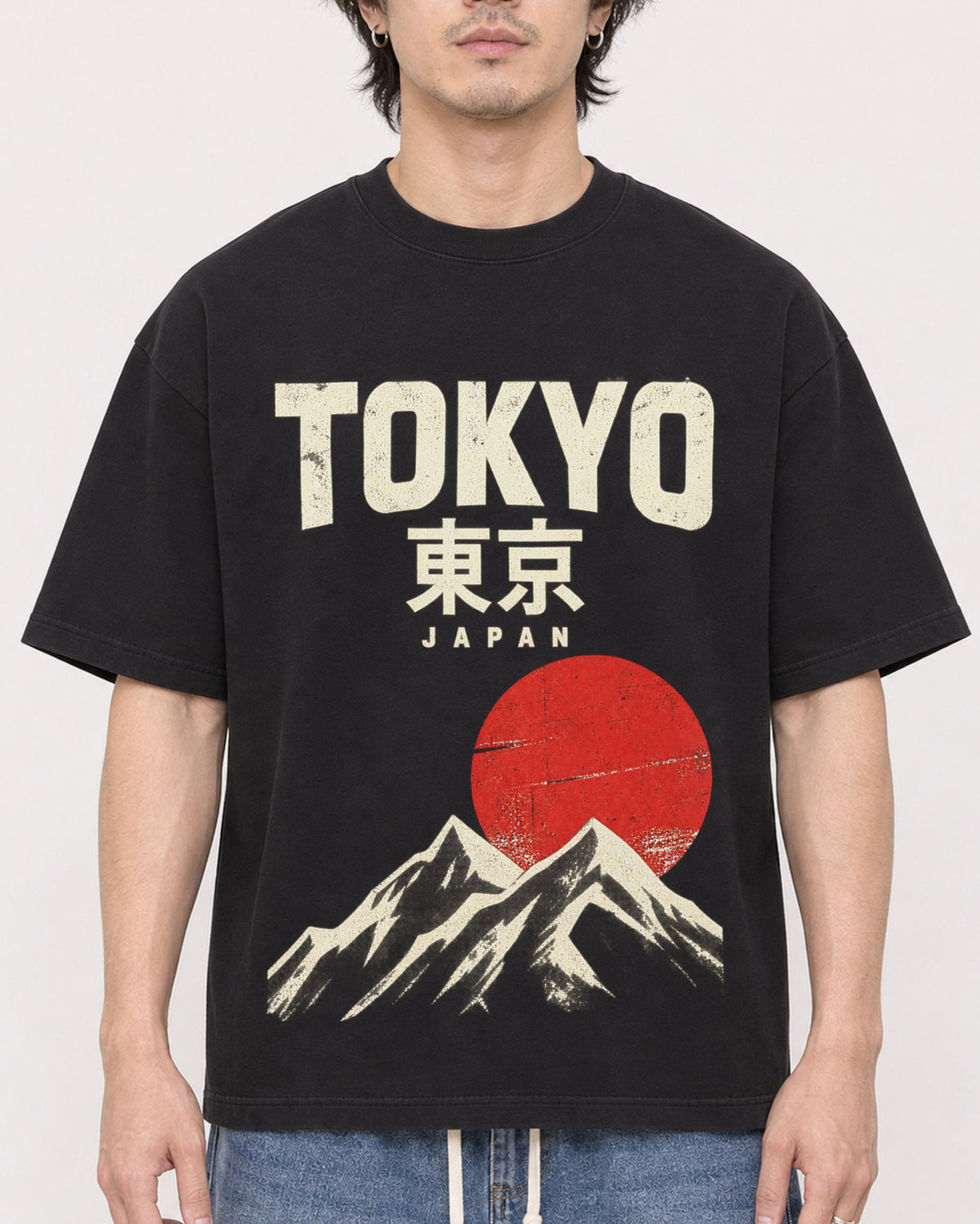Mockup Boxy Heavyweight Tee Black male close-up 03