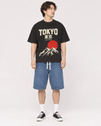 Mockup Boxy Heavyweight Tee Black male full-body 03