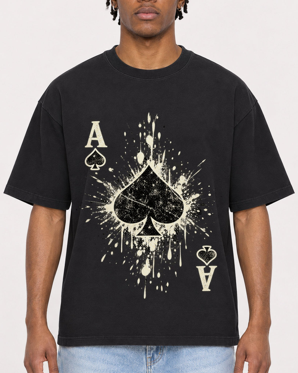 Mockup Boxy Heavyweight Tee Black male close-up 05