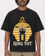 Mockup Boxy Heavyweight Tee Black male close-up 04