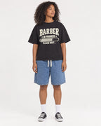 Mockup Boxy Heavyweight Tee Black female full-body 05